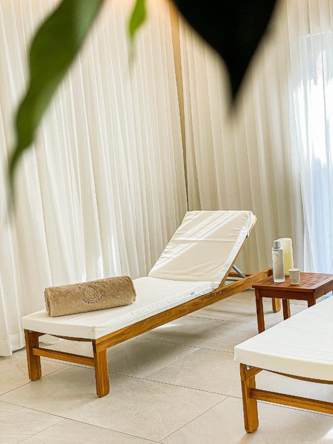 Domaine Du Roncemay - Hotel, Restaurants, Spa & Golf Aillant-sur-Tholon Eksteriør bilde