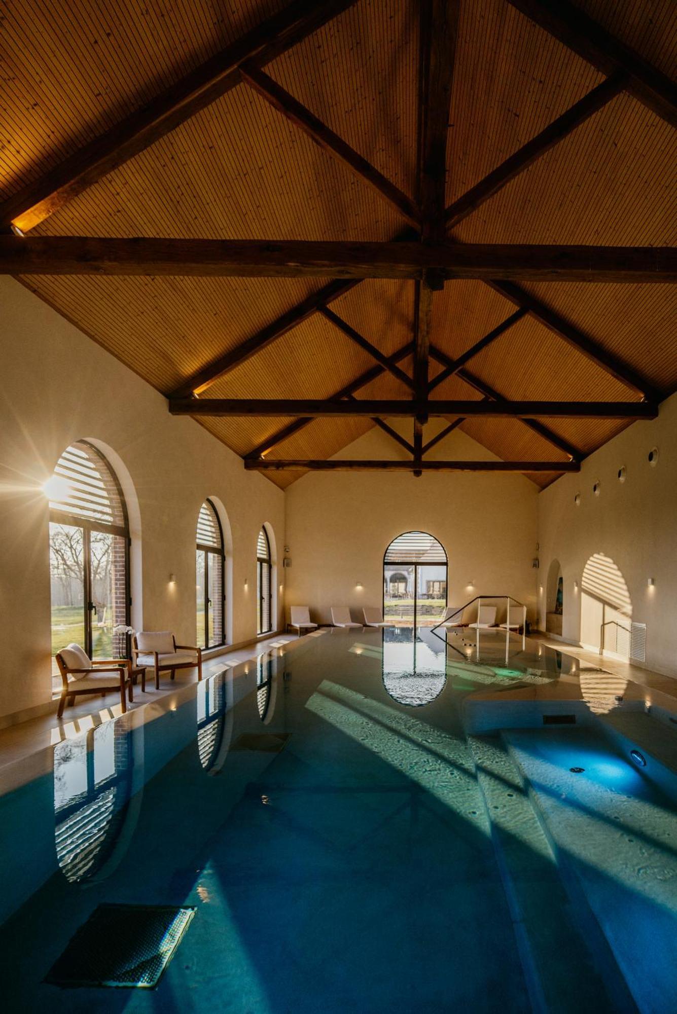 Domaine Du Roncemay - Hotel, Restaurants, Spa & Golf Aillant-sur-Tholon Eksteriør bilde