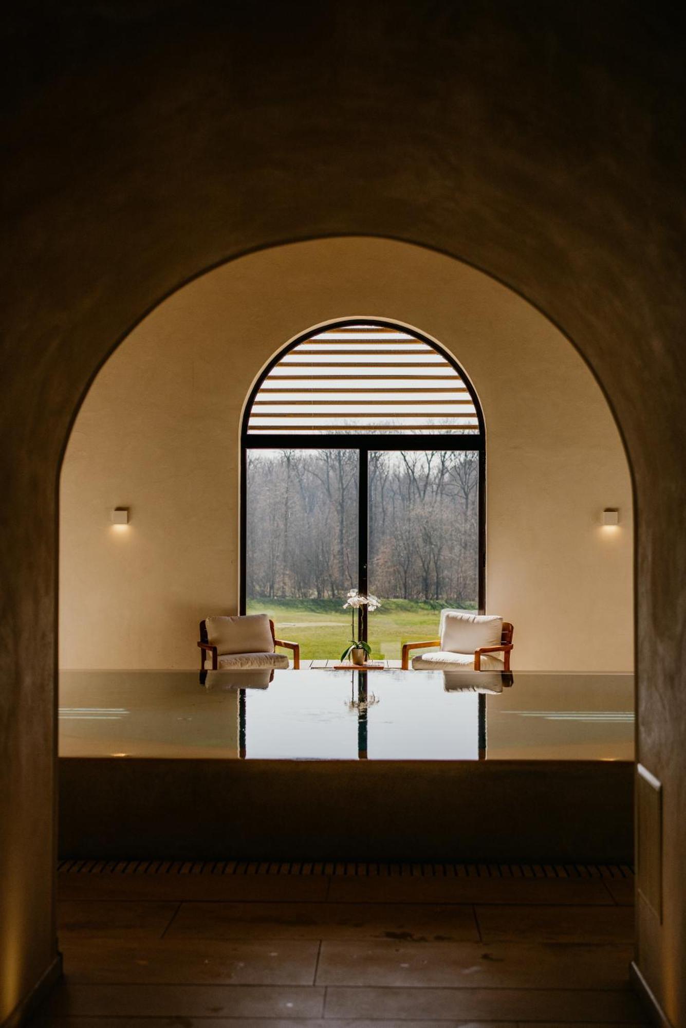 Domaine Du Roncemay - Hotel, Restaurants, Spa & Golf Aillant-sur-Tholon Eksteriør bilde