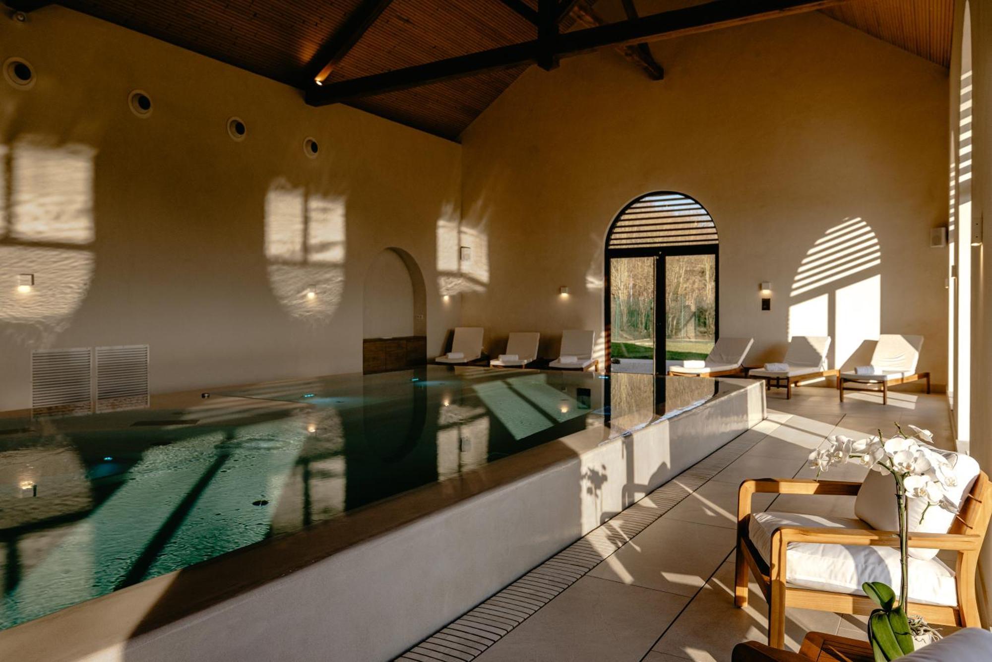 Domaine Du Roncemay - Hotel, Restaurants, Spa & Golf Aillant-sur-Tholon Eksteriør bilde