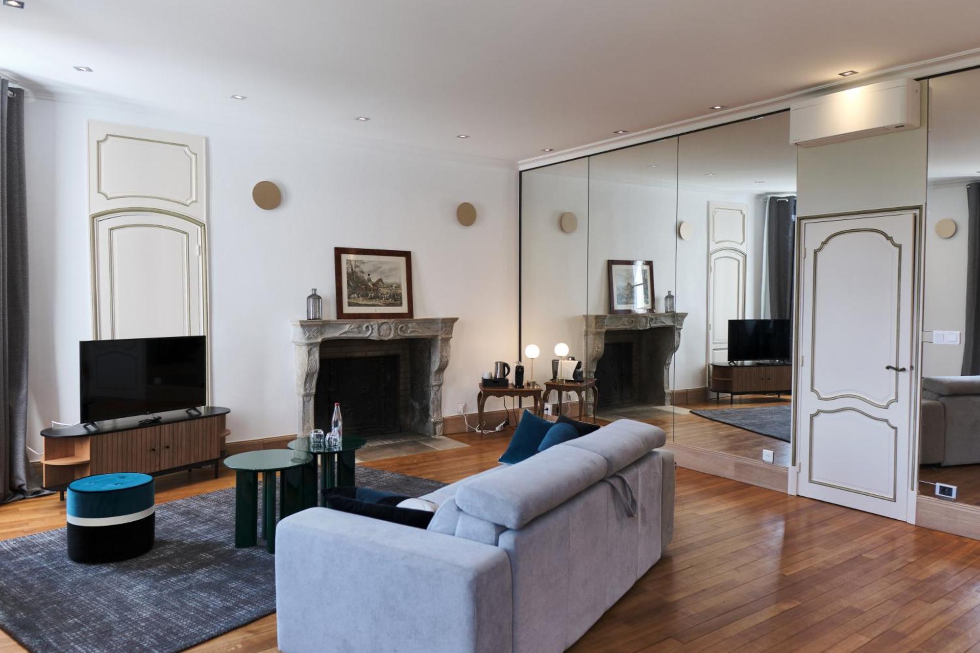 Domaine Du Roncemay - Hotel, Restaurants, Spa & Golf Aillant-sur-Tholon Eksteriør bilde