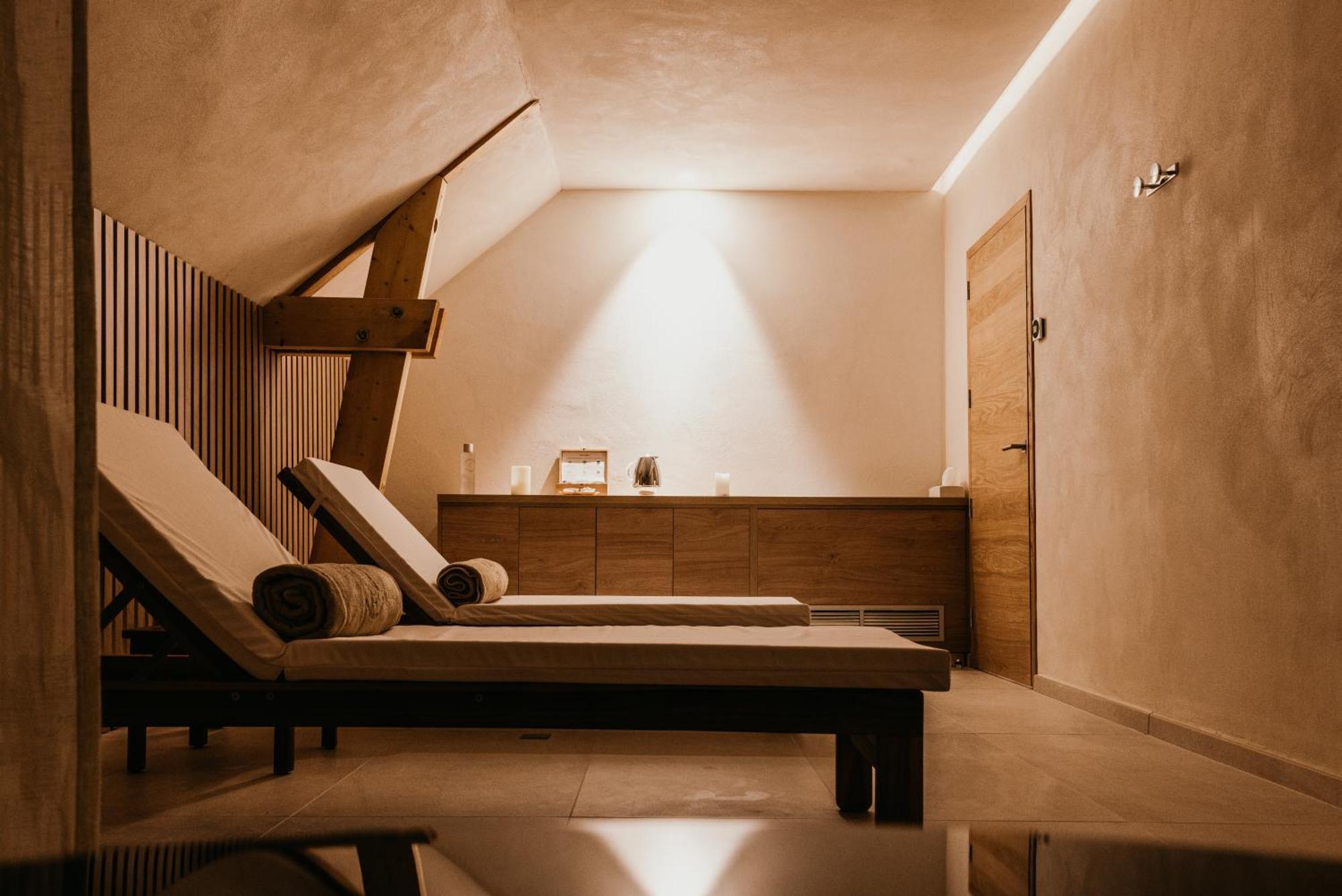 Domaine Du Roncemay - Hotel, Restaurants, Spa & Golf Aillant-sur-Tholon Eksteriør bilde