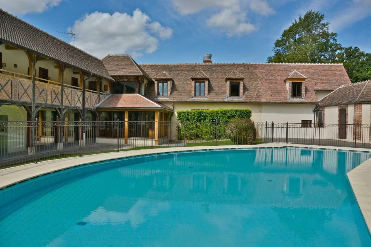Domaine Du Roncemay - Hotel, Restaurants, Spa & Golf Aillant-sur-Tholon Eksteriør bilde